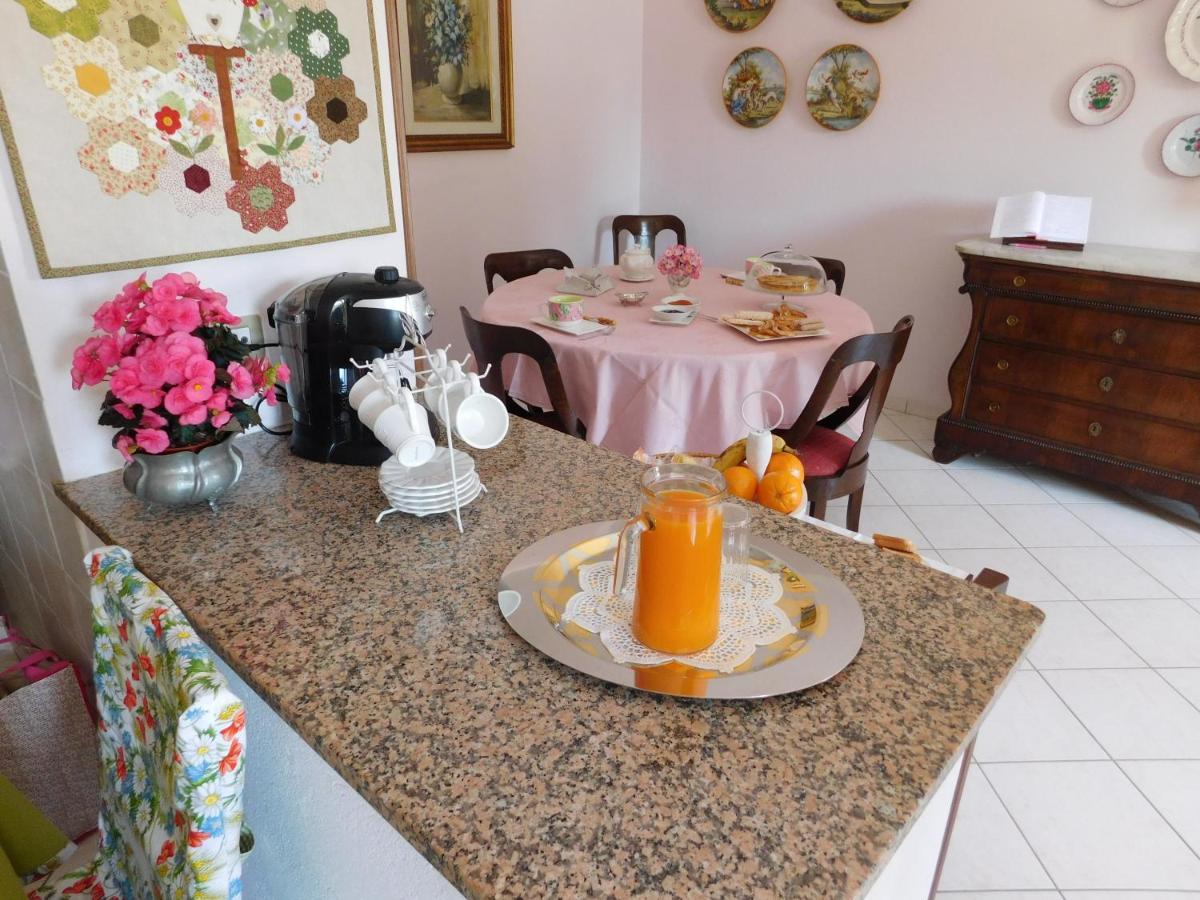 Signorina Felicita Bed & Breakfast Agliè Eksteriør bilde