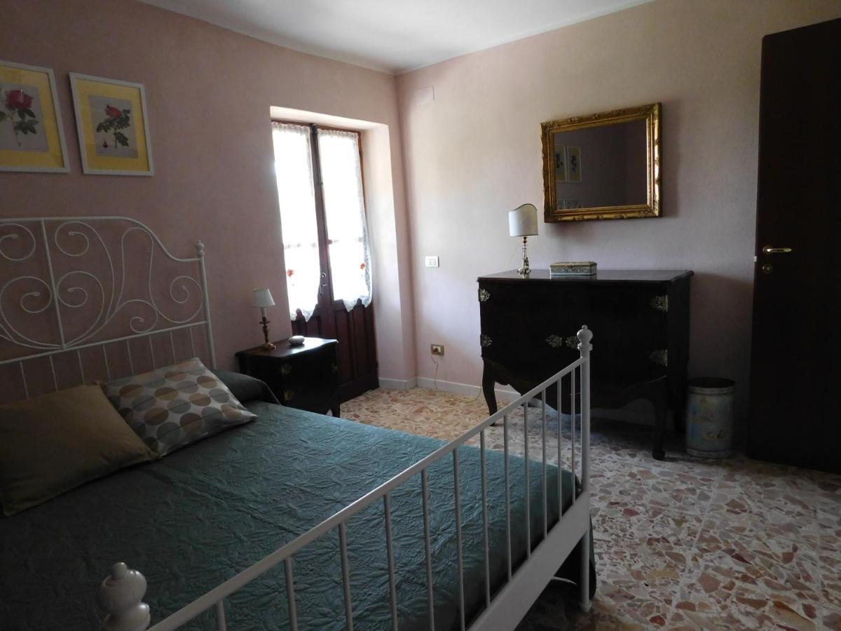 Signorina Felicita Bed & Breakfast Agliè Eksteriør bilde